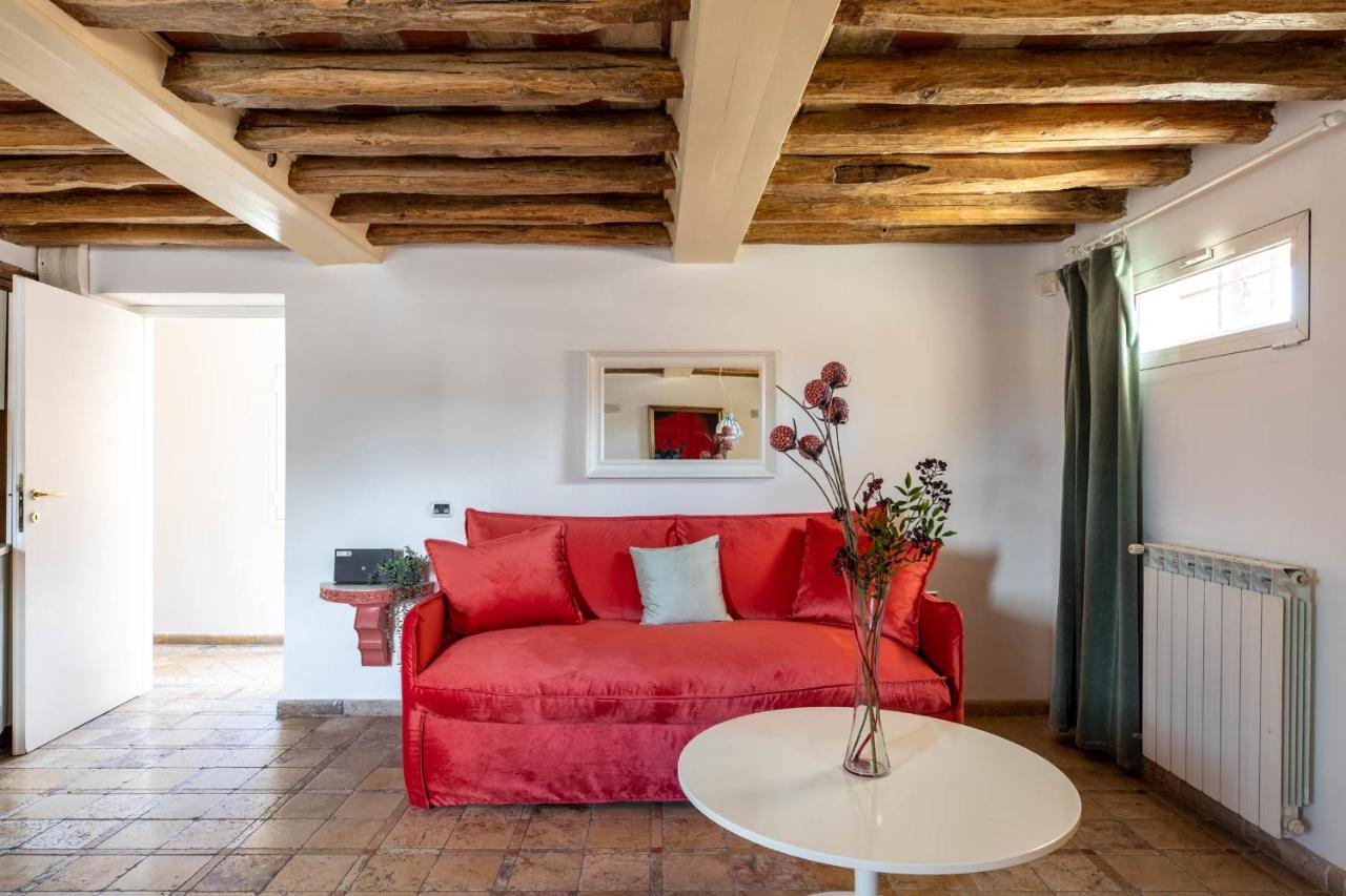 شقة Iflat Penthouse In Campo De' Fiori روما المظهر الخارجي الصورة